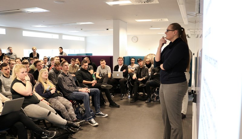VP of Operations at AthGene, Anita Berntsen, to the students.